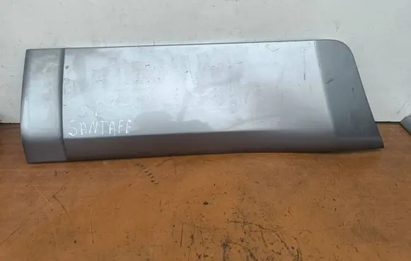 Hyundai Santa Fe Rear door trim (molding) 8773226900