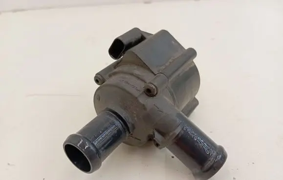 Porsche Macan (95B) Electric auxiliary coolant/water pump 06H121601M