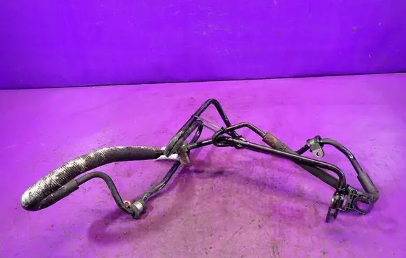 Volkswagen Golf IV Power steering hose/pipe/line 