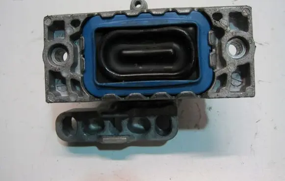 Volkswagen Transporter - Caravelle T1 Engine mount vacuum valve 1K0199262L