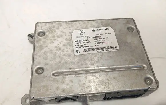 Mercedes-Benz E W211 Bluetooth control unit module A2118701885 UH06MM01FC DM60306483