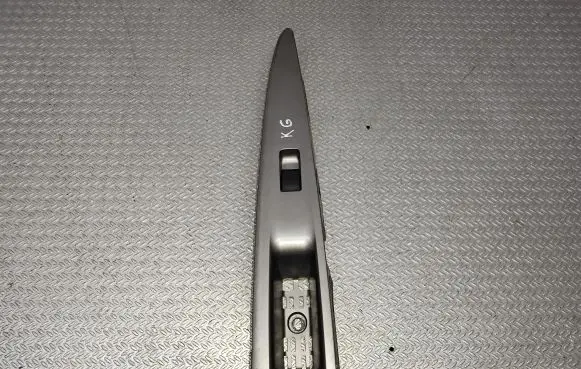Mazda 2 Electric window control switch 3M71A24185