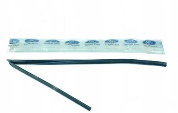 Ford Fiesta Rear door glass trim molding 6201920