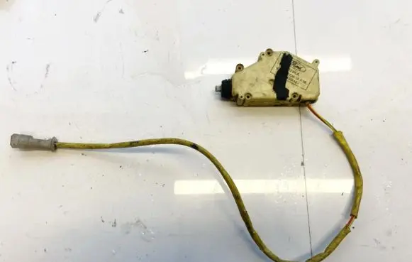 Ford Scorpio Central locking motor 87BG220A20A1B