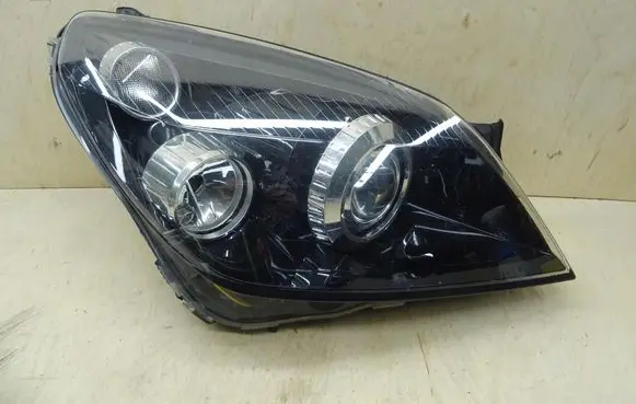 Opel Astra H Headlight/headlamp