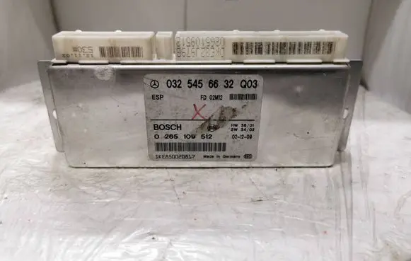 Mercedes-Benz E W211 ESP (stability system) control unit 0325456632 DKE850020817 0265109512