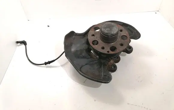 Mercedes-Benz C W203 Front wheel hub spindle knuckle