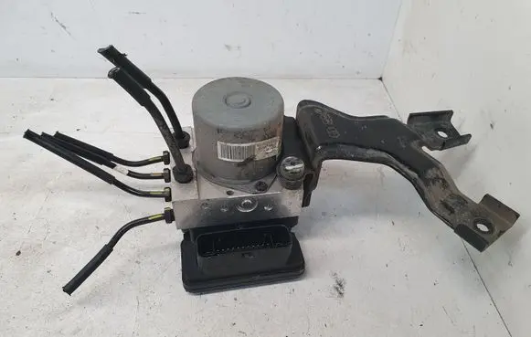 Hyundai i30 ABS Pump 58900A6330