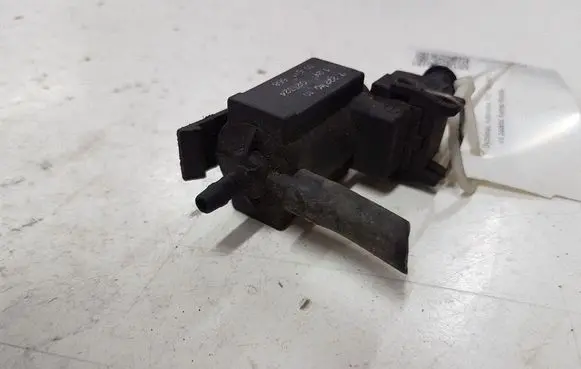 Volvo XC90 Turbo solenoid valve 72224010