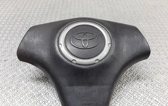 Toyota RAV 4 (XA20) Steering wheel airbag 8419802