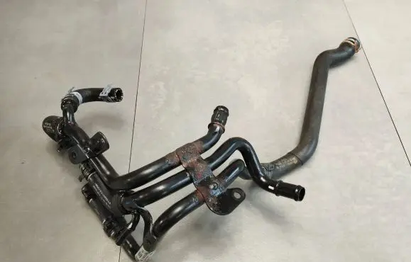 Audi A3 S3 8V Engine coolant pipe/hose 04L121064AC