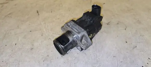 Opel Astra J EGR valve 55566052