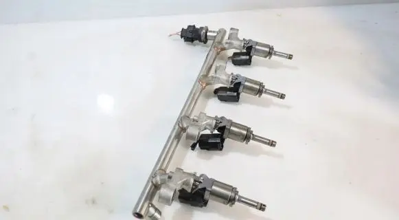 Mazda 3 III Fuel main line pipe
