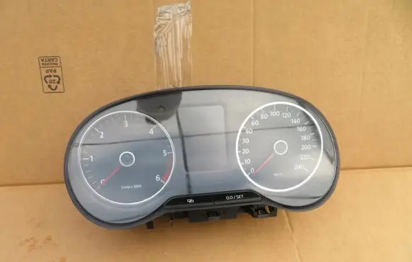 Volkswagen Polo V 6R Speedometer (instrument cluster) 6R0920861H