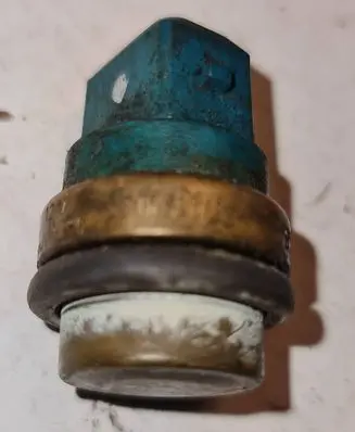 Audi A4 S4 B5 8D Coolant temperature sensor 025906041A