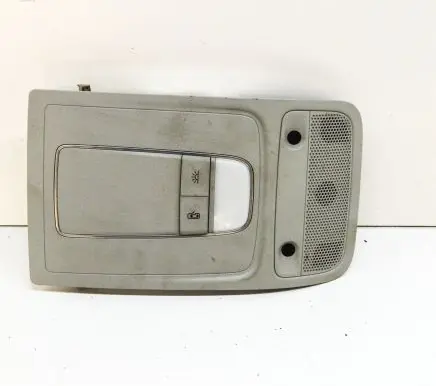 Audi Q3 8U Front seat light 8X0951177A 8V0947135A