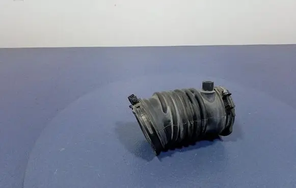Mazda CX-5 Air intake hose/pipe PE0113221
