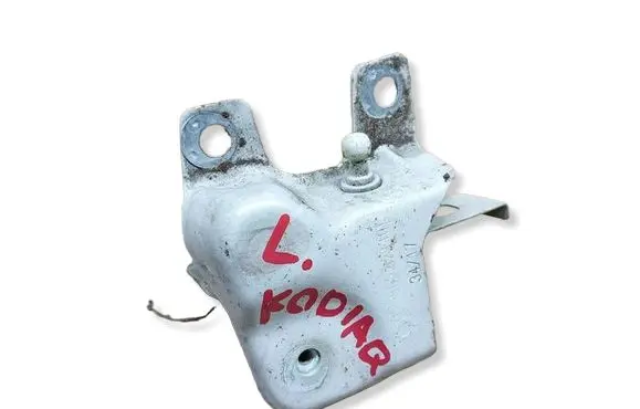Skoda Kodiaq Fender mounting bracket 565823401 3411