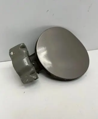 Nissan Note (E11) Fuel tank cap