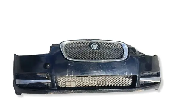 Jaguar XF X250 Front bumper 8X2317C831