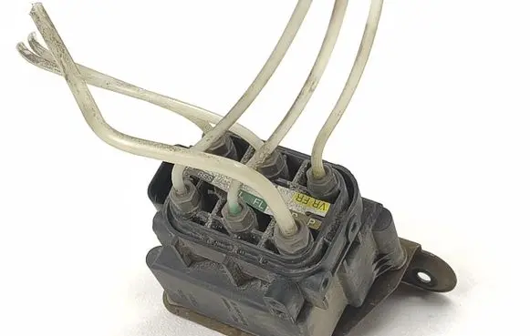Mercedes-Benz E W212 Engine block A2123200358 260629HR1059 2123200358
