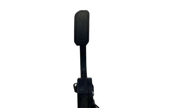 Toyota Prius+ (ZVW40) Accelerator throttle pedal 7811012050