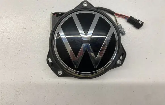 Volkswagen PASSAT B8 Tailgate handle with camera 3G0827469 2804202322 01073483004