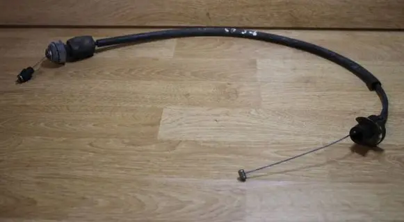 Saab 9-5 Throttle cable 90200545