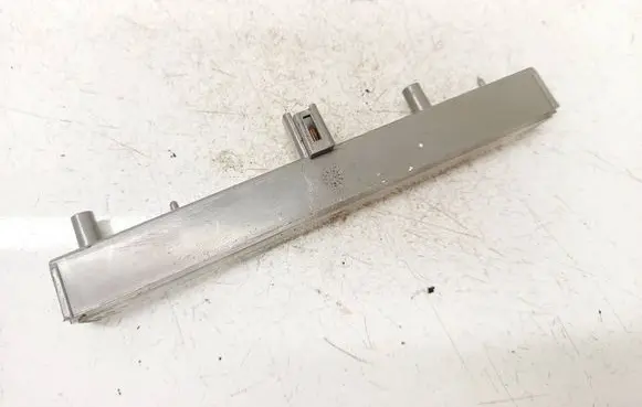 Toyota Verso Third/center stoplight 8157005100