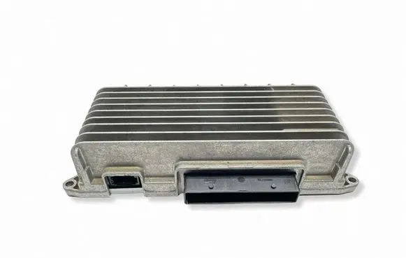 Audi A4 S4 B8 8K Sound amplifier 8T0035223G 720300300200