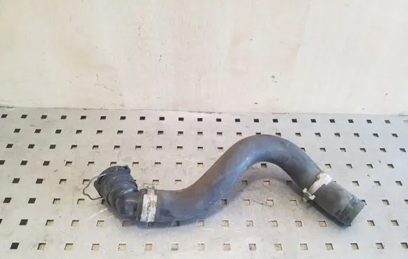 Honda CR-V Engine coolant pipe/hose