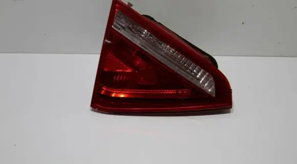 Audi A5 8T 8F Tailgate rear/tail lights 8T0945093 AU484LUNKS