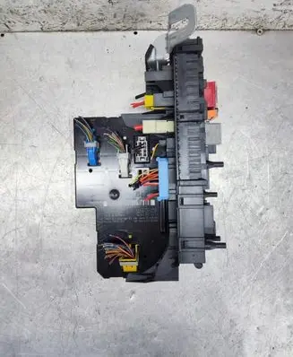 Mercedes-Benz E W212 SAM control unit A2129004901