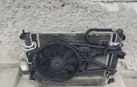 Opel Meriva A Coolant radiator