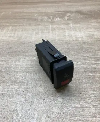 Skoda Octavia Mk1 (1U) Hazard light switch SKODAOCTAVIA