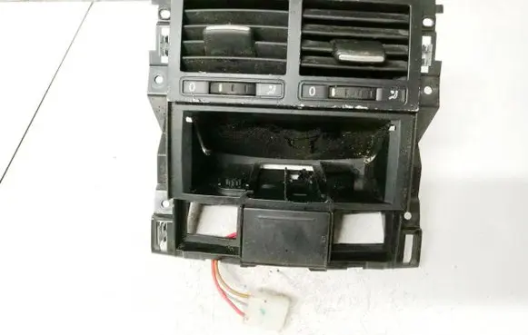 Volkswagen Touareg I Dash center air vent grill 7L6819203C 4092307