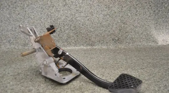 BMW 3 E46 Pedal assembly 35112229128