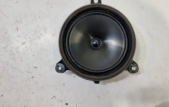 Toyota Yaris Cross Front door speaker 861600D450