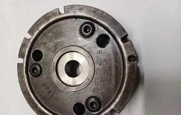 Volkswagen Transporter - Caravelle T5 Timing chain sprocket 070109277B