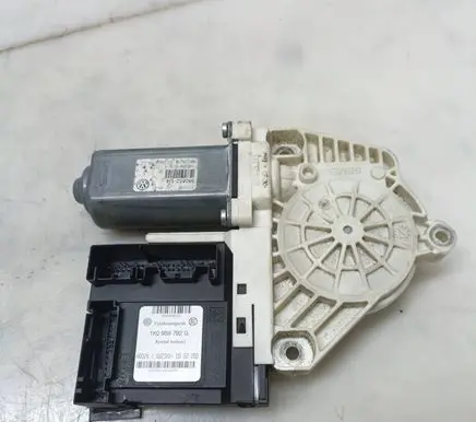 Volkswagen PASSAT B6 Front door window regulator motor 1K0959792G 32090205080034