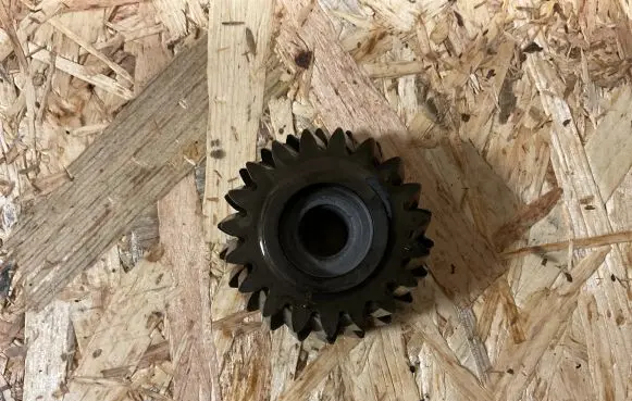 Volkswagen Touareg I Timing chain sprocket 