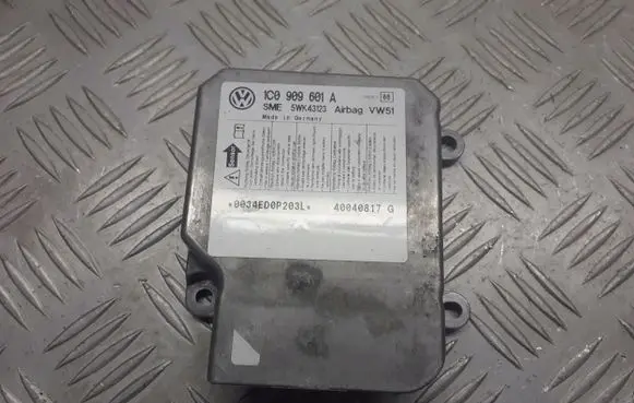 Skoda Fabia Mk1 (6Y) Airbag control unit/module 1C0909601