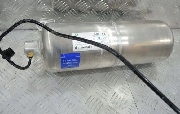 Volvo XC60 Air suspension tank/reservoir 31429963