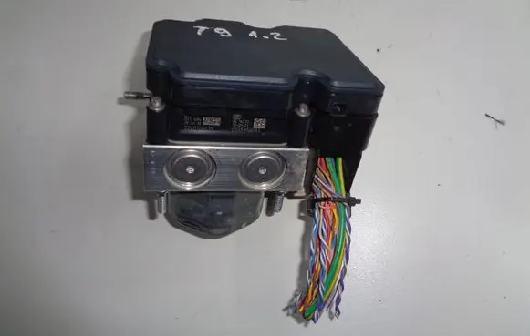 Peugeot 308 ABS Pump 0265956083