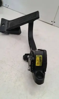 Hyundai Santa Fe Accelerator throttle pedal 327002W110 LBLAA0091