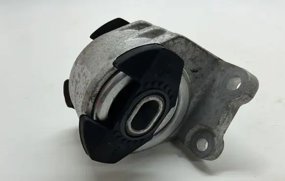 Land Rover Discovery 5 Gearbox mount JPLA6068AB CRGPBXCA10 230817