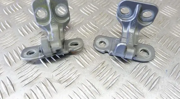 Land Rover Evoque I Front door hinge set BJ32228A
