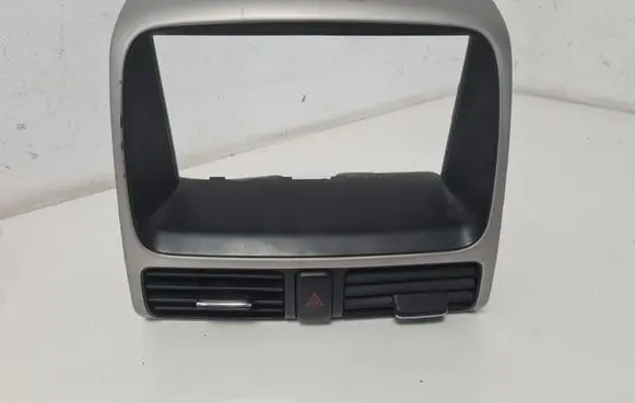 Honda CR-V Radio/GPS head unit trim 77252S9A016120