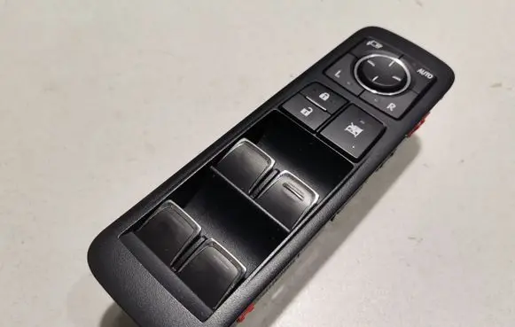 Lexus RX 450H Electric window control switch 8404048220
