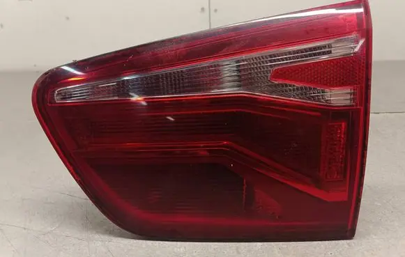 Seat Alhambra (Mk2) Tailgate rear/tail lights 7N5945094F 895049855064 89504985